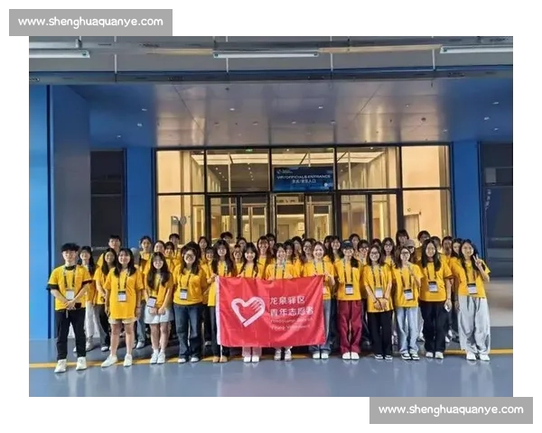 赛事背后的 “志愿红”:最坚实的保障力量